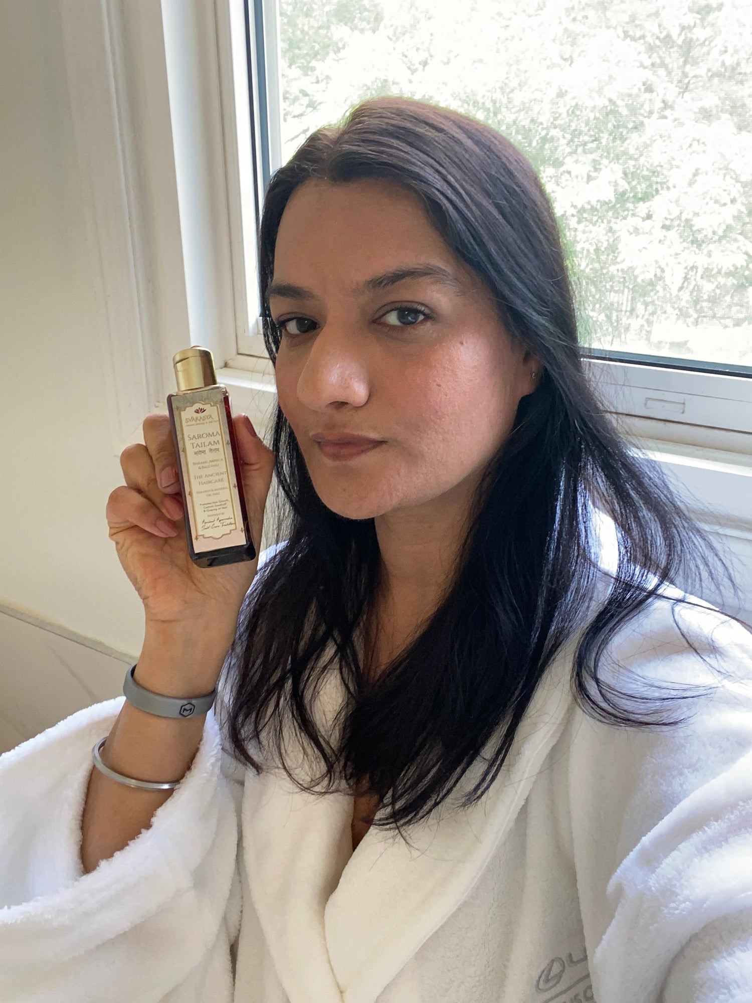 FOUNDER CONVERSATIONS - AYURVEDIC PERSPECTIVE ON WHY I PREFER OILS & NATURAL BUTTERS OVER CREAMS, MOISTURIZERS & LOTIONS