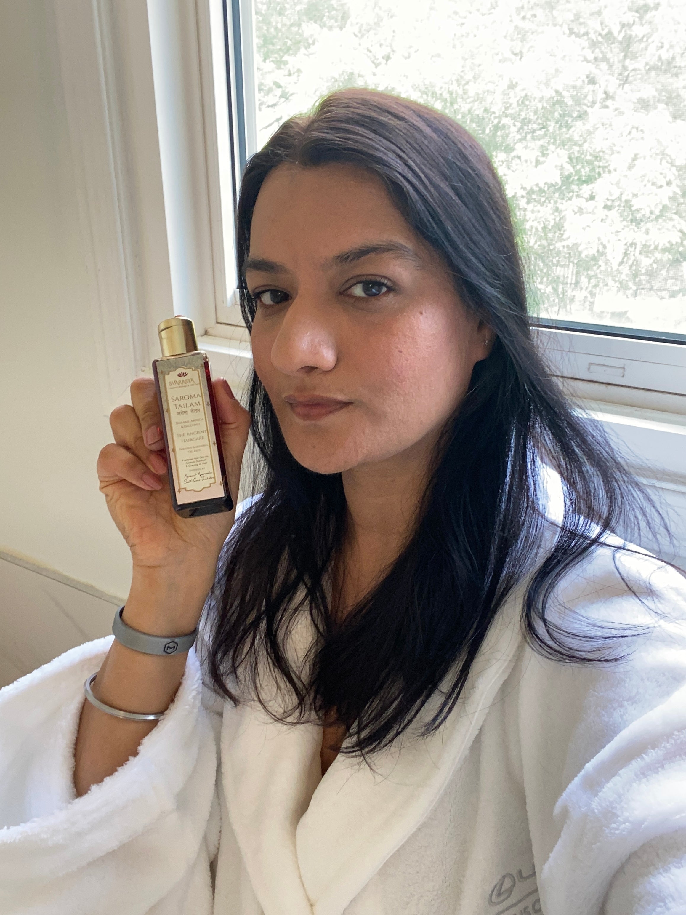 FOUNDER CONVERSATIONS - AYURVEDIC PERSPECTIVE ON WHY I PREFER OILS & NATURAL BUTTERS OVER CREAMS, MOISTURIZERS & LOTIONS